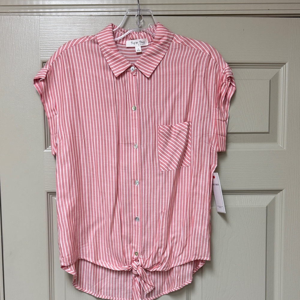 NWT striped button front/tie top